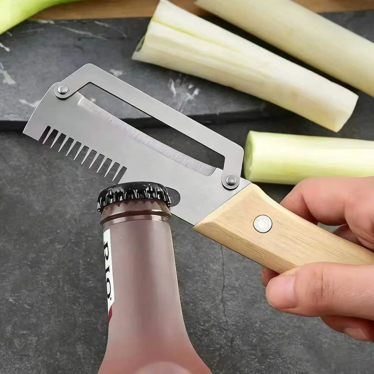 Pelador de Verduras Multifuncional con Mango de Madera — Hoja de Acero Inoxidable y Abridor de Botellas (Pack 2 uds)