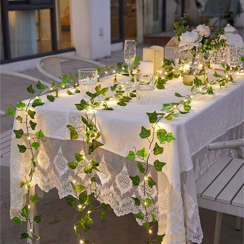 Guirnalda de Hojas Artificiales con Luces LED — Decoración Colgante para Hogar, Habitación y Eventos