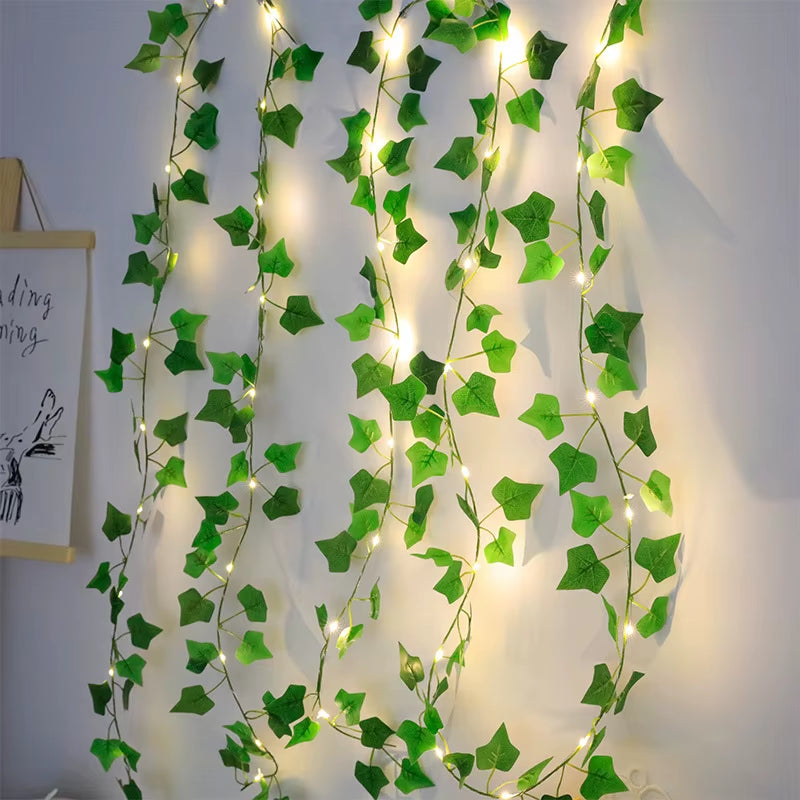 Guirnalda de Hojas Artificiales con Luces LED — Decoración Colgante para Hogar, Habitación y Eventos