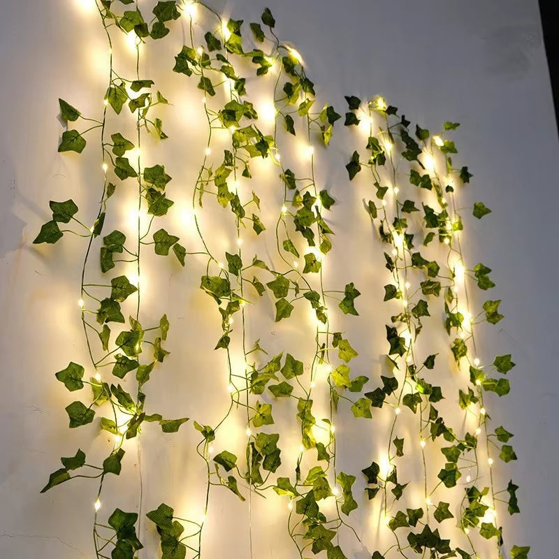 Guirnalda de Hojas Artificiales con Luces LED — Decoración Colgante para Hogar, Habitación y Eventos